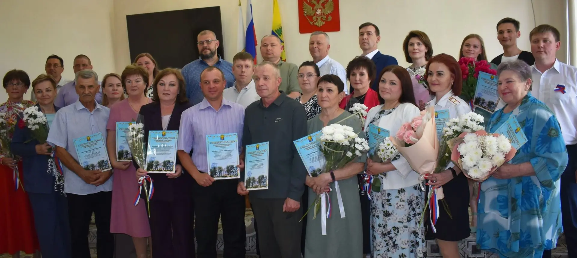 В  В преддверии Дня России и Дня Омутнинского района в районной администрации состоялос...