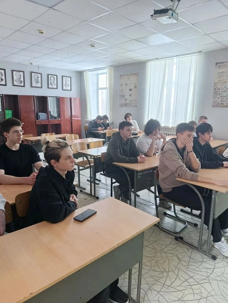 🏕В ГАПОУ "ОАТК им. В.Н. Бевзюка" студенты групп 17 и 9 провели 4 открытых урока в рамках проекта «Эк