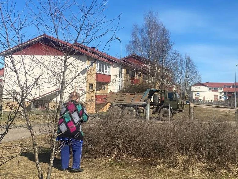 Субботник в «Солнышке»