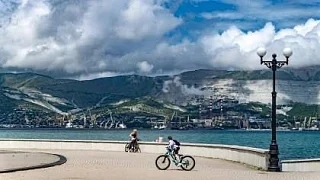 В Новороссийске в районе «Нептуна» переносится велодорожка 🚴‍♂️

В городе уже оборудовали 15 км вел