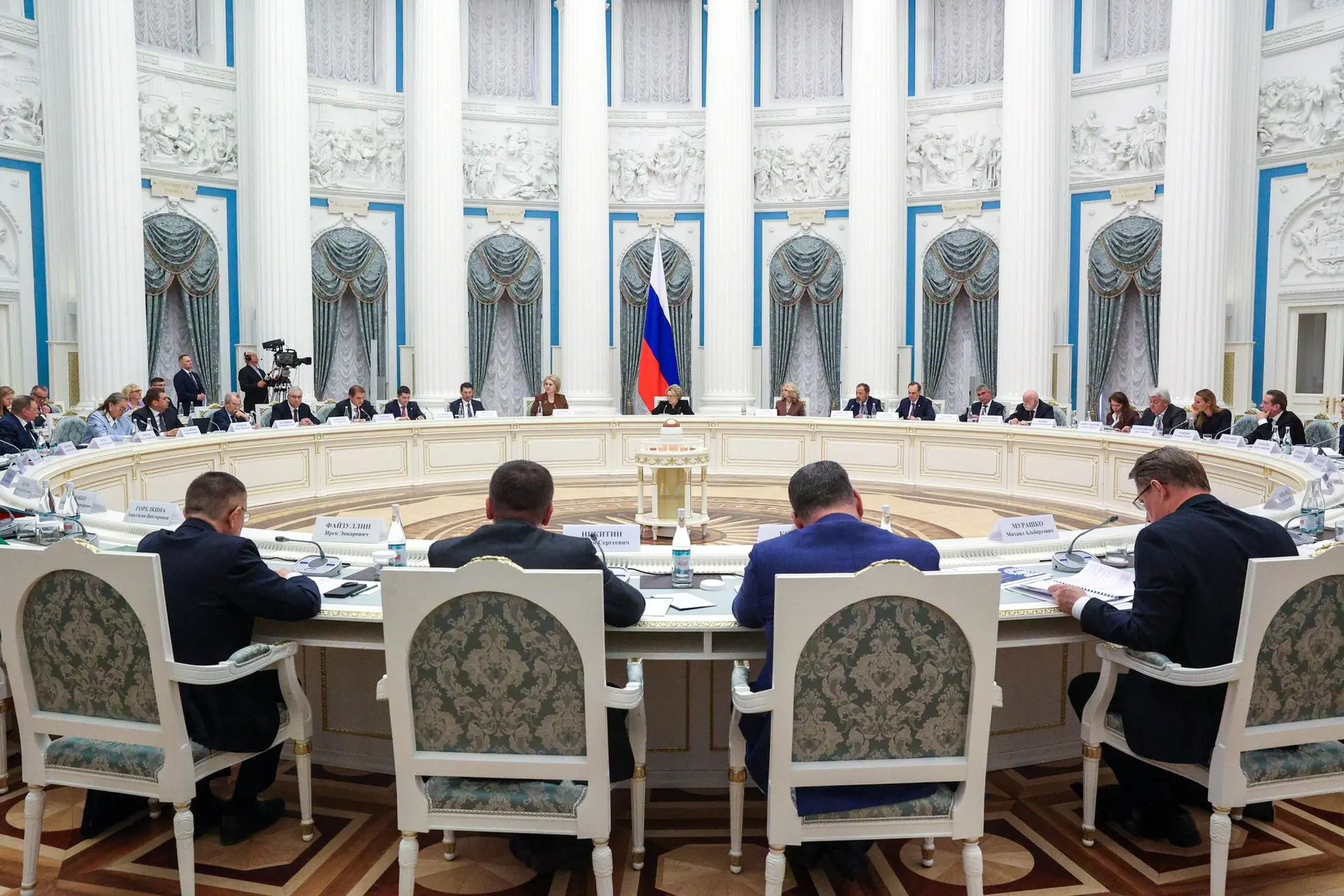 На заседании Совета при Президенте РФ по реализации государственной демографической и с...