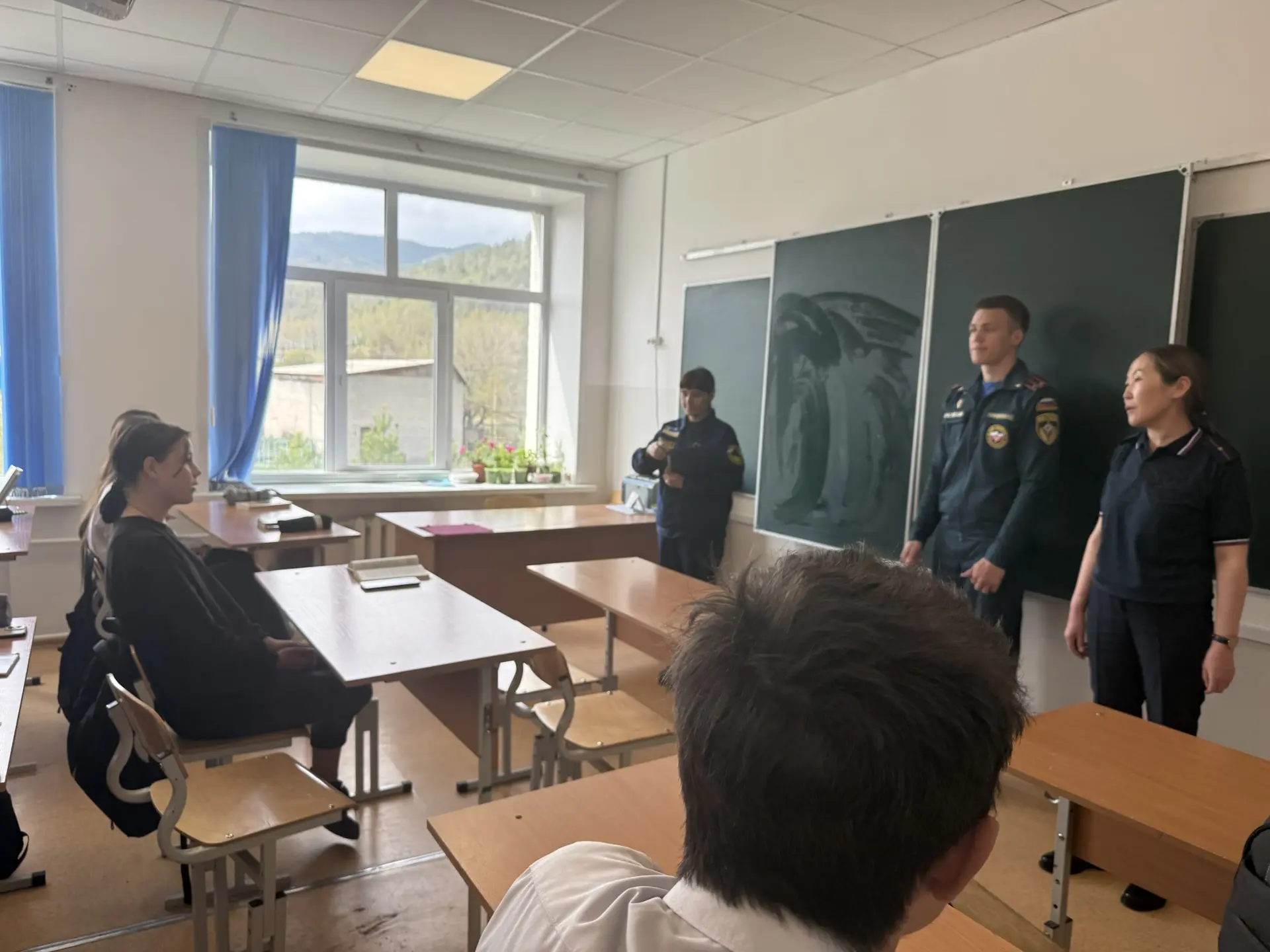 📢 Безопасное лето: важные напоминания для детей и родителей