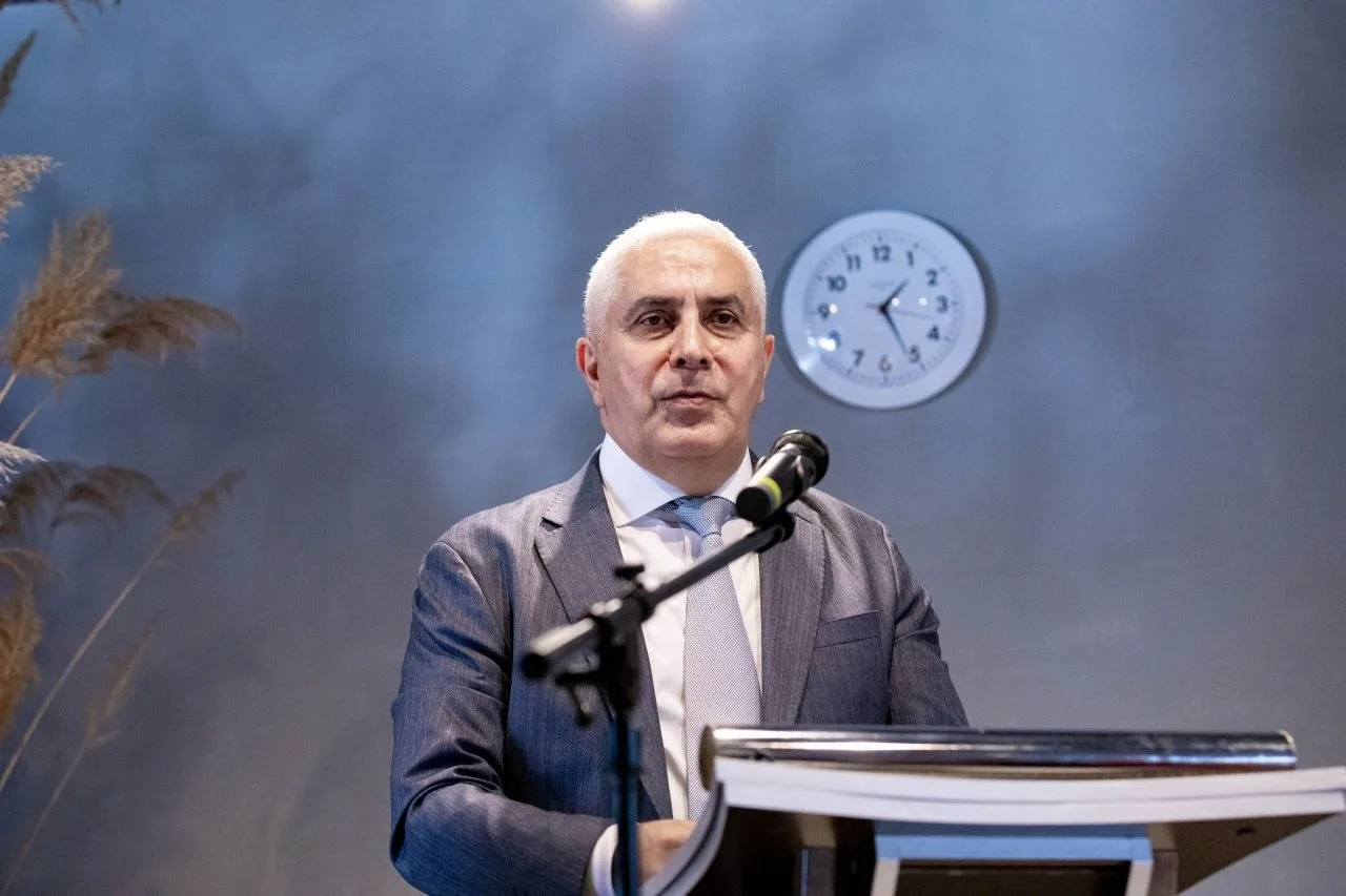 Камболов: нам нужны специалисты по заслугам, а не по связям