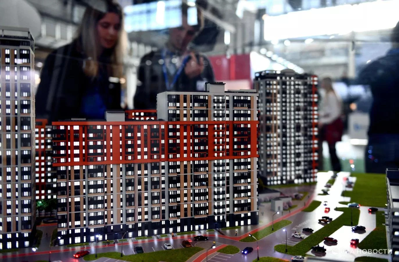 🏠 Развожаев предложил запустить льготную "крымскую ипотеку" по ставке 6%.