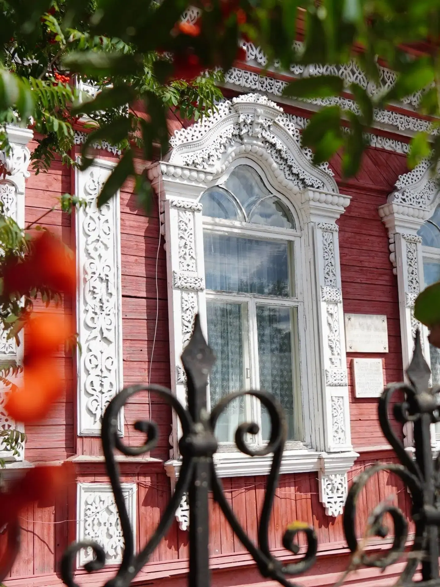 Еще один западный муниципалитет — Злынковский район. Аграрный, с богатейшей историей и ...