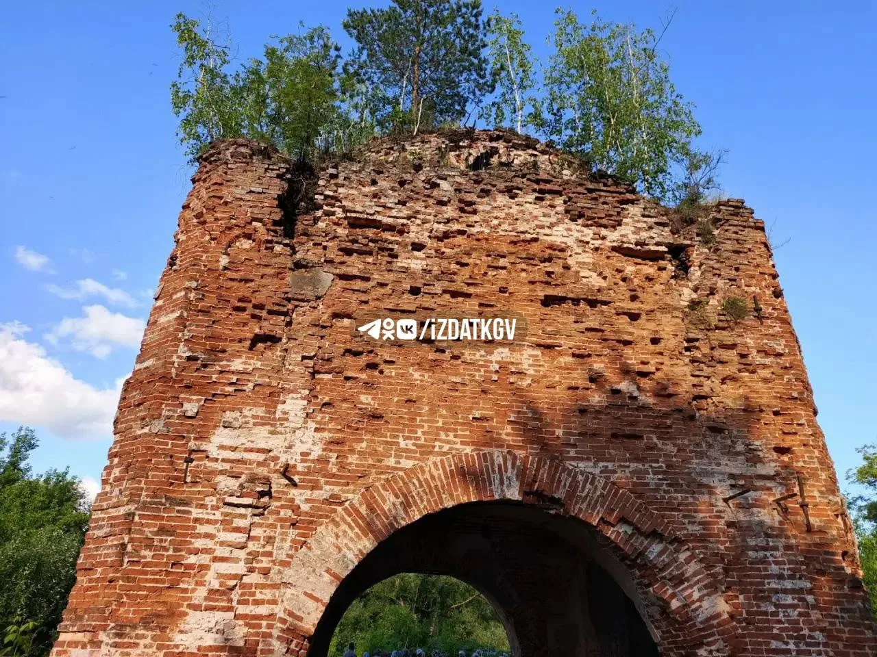 🙏 В селе Авчурино восстановят разрушенный храм 

Богослужения в селе не проводились с 2022 года, и 