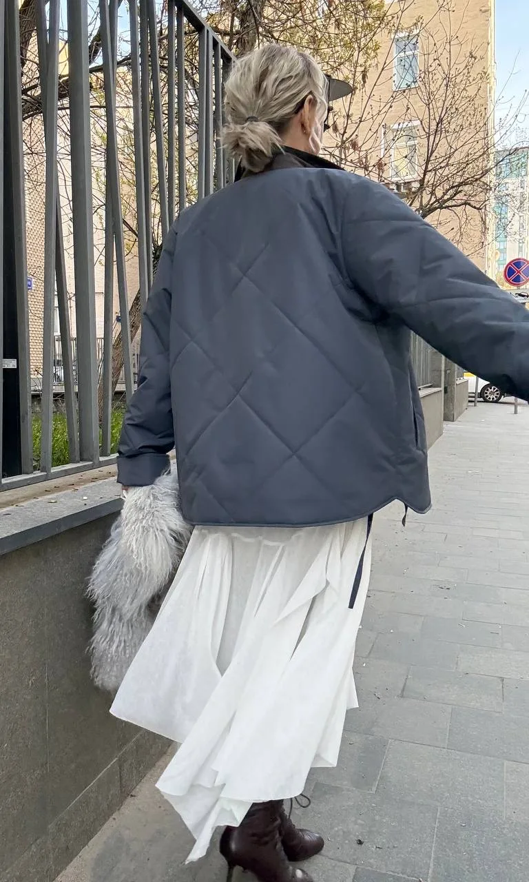 Иногда я тоже ношу платья. А это одно из любимых  • платье Unke  • ботильоны Zara • кимоно Gate31  К