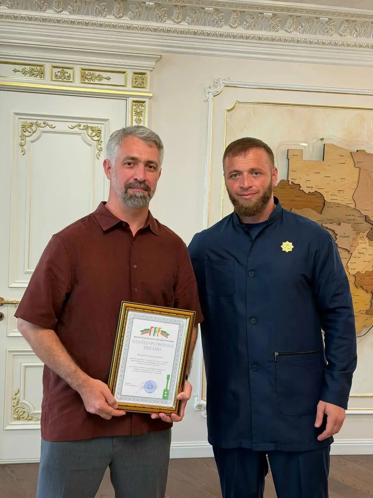 Народный художник Чеченской Республики Рустам Хожаевич Яхиханов награждён Почётной грам...