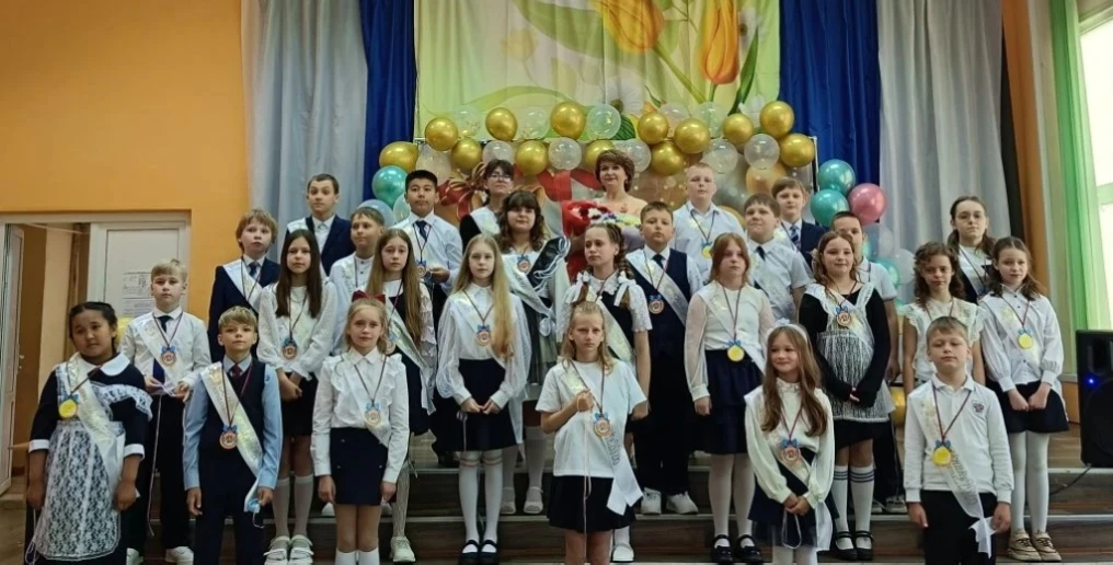 29 мая в стенах МБОУ "Жилевская СОШ" прошло торжественное событие - ученики 4 Б класса ...