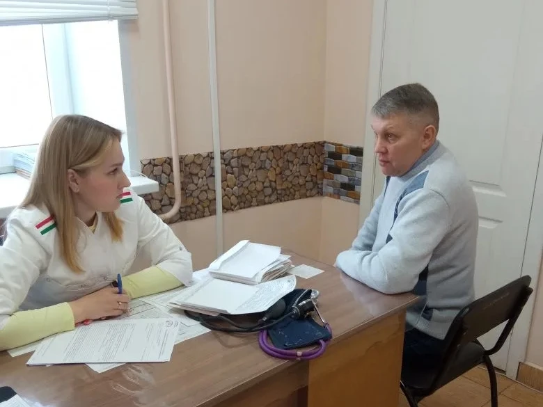 Врачи Курской областной больницы провели прием в Щигровском районе. В составе выездной бригады работ