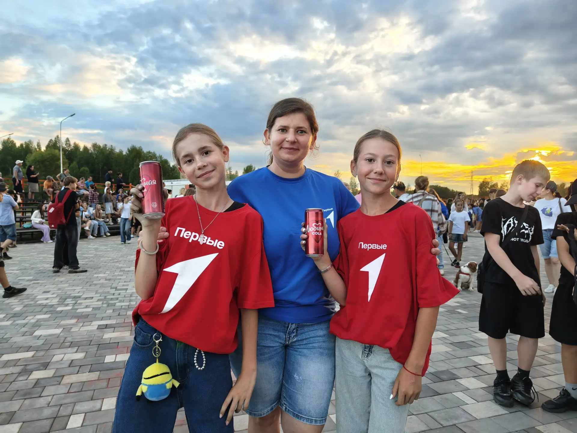 День молодежи в Заринске: ярко, спортивно, танцевально! 🎉

Вчера наш город отметил День молодежи — 
