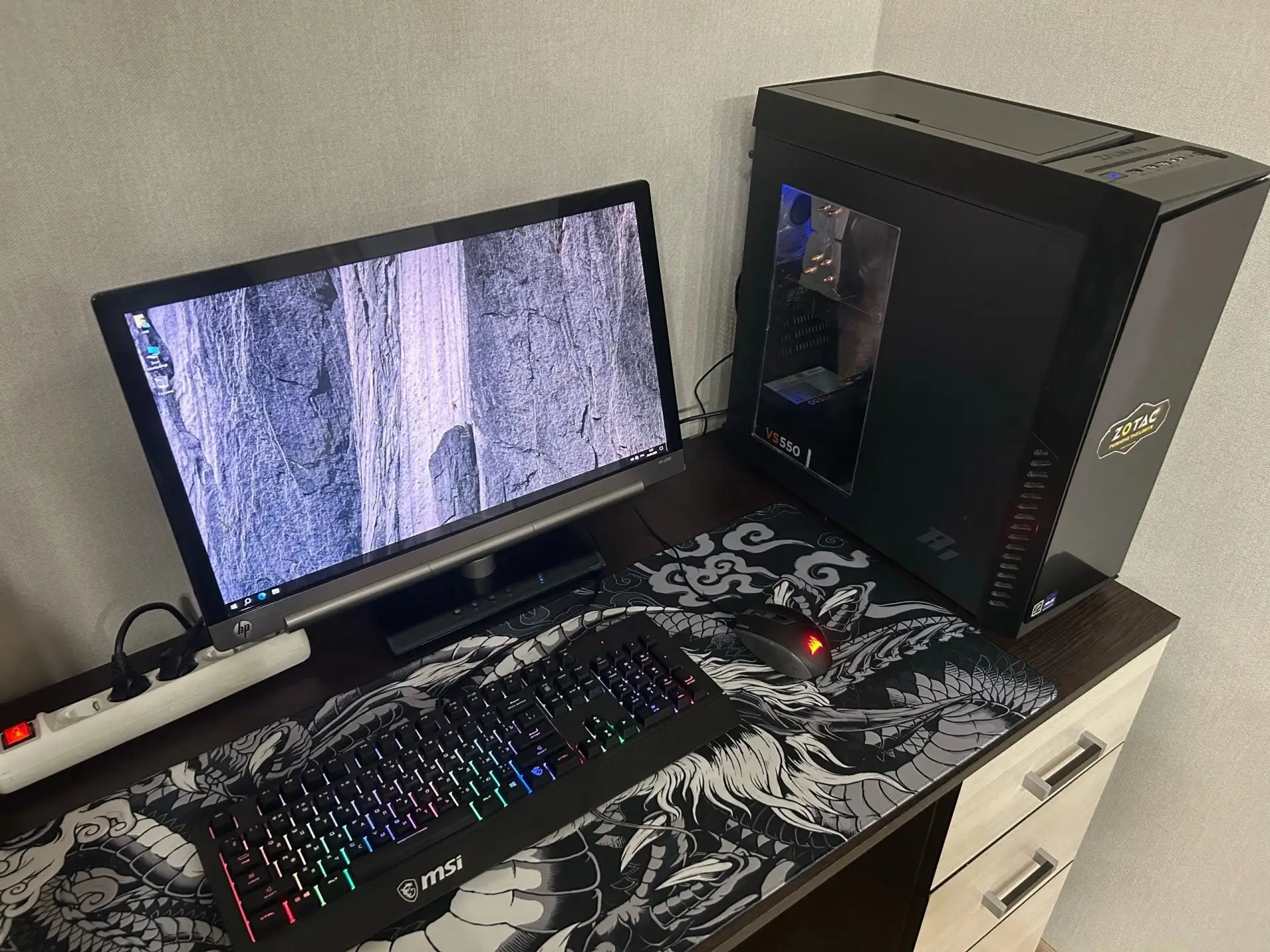 Продаю игровой пк комплектом или по отдельности не дорого.