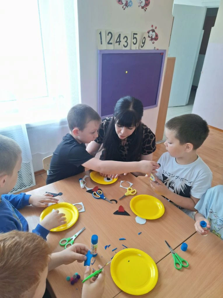 Мастер – класс «Веселый смайлик».