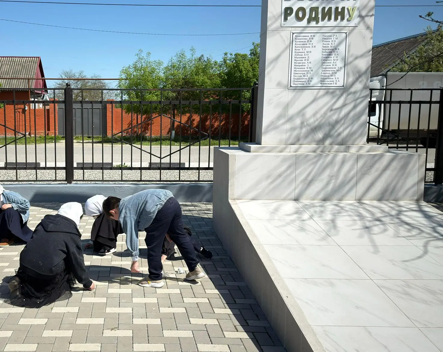 🕊️ Верни имя Герою: память в надёжных руках

В рамках реализации проекта «Верни имя Герою» в МБОУ «