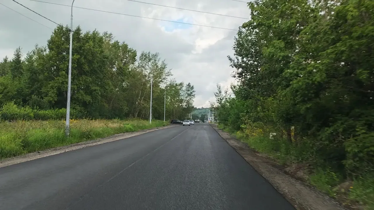 🚜🚧Дорожники привели в порядок участок дороги от ул. Ремесленная до ул. Северная шоссе ✨