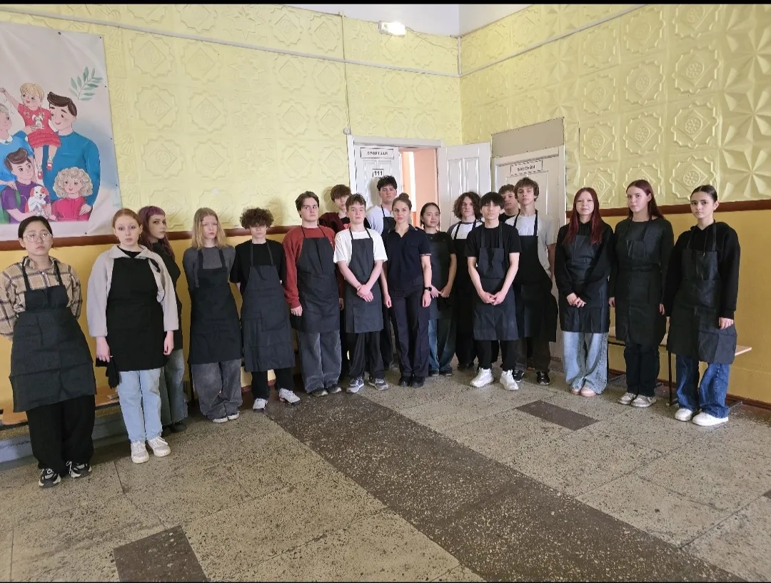 Инспектор ОПДН Хашукаева А. А. пообщалась с ребятами из трудовой бригады!

Тема встречи — профилакти