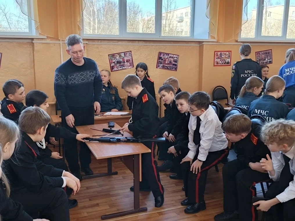 18 февраля в школе прошло яркое запоминающееся событие - День рекордов в Кадетском корпусе.  Это мер