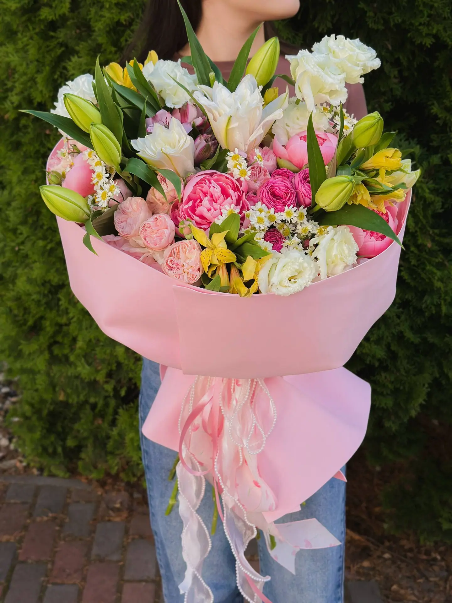 💐 Заказ для особого случая: букет в знак уважения научному руководителю🥹