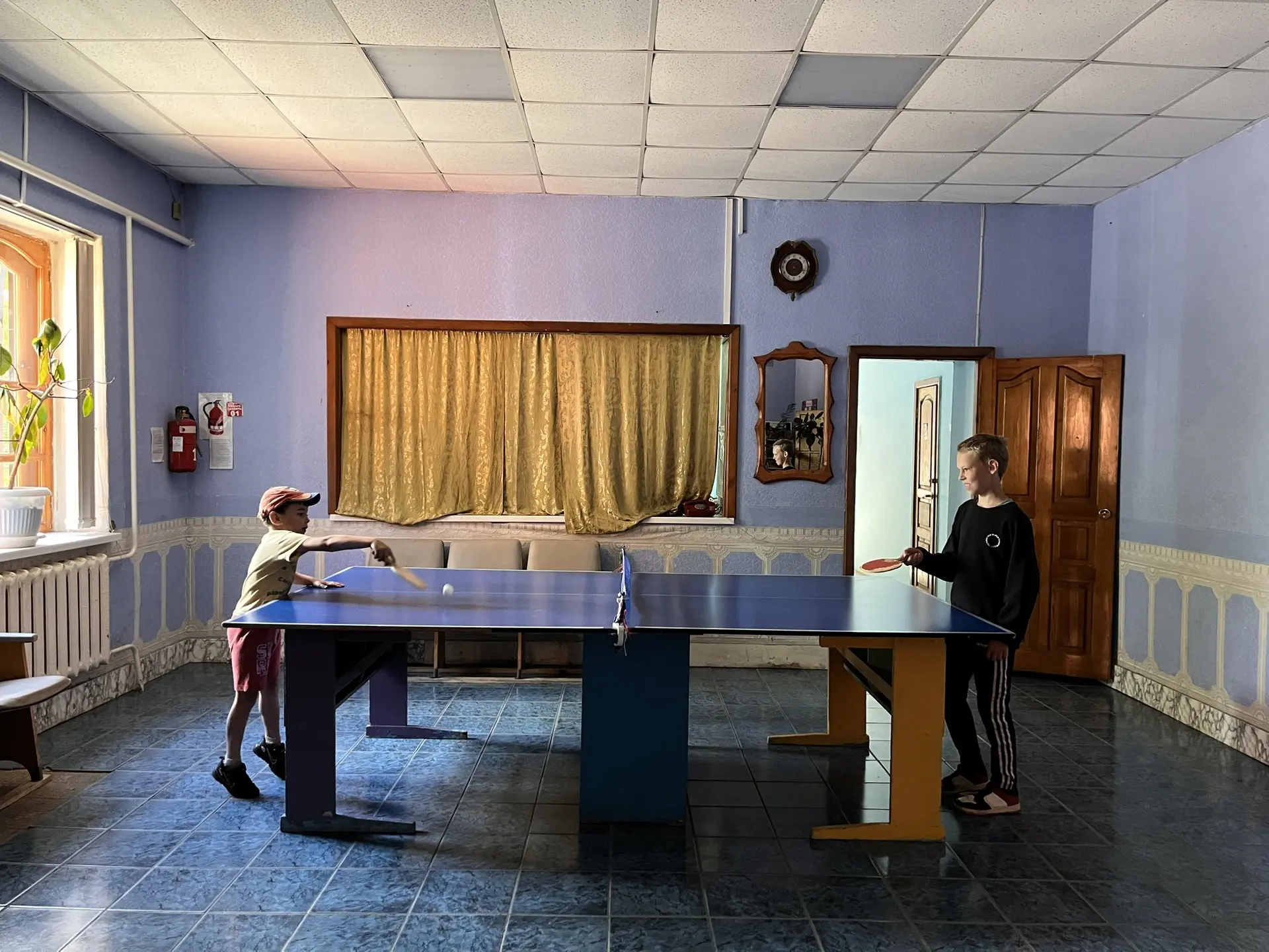 Весело проводим тёплые деньки, за игрой в теннис 🎾👍