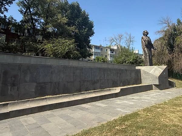 По мотивам картины Мартироса Сарьяна в Ростове нарисуют мурал