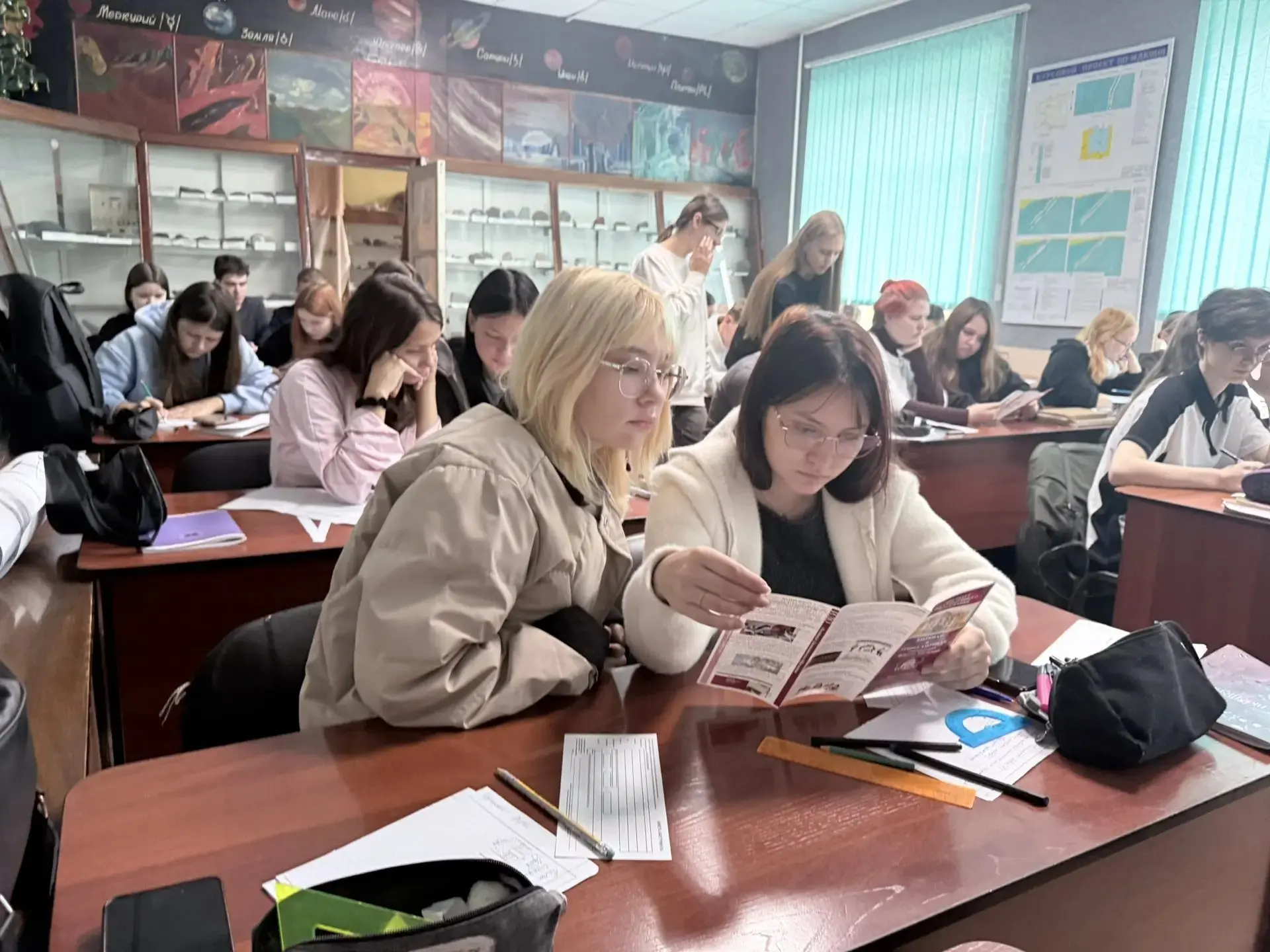 Профориентационная встреча для выпускных групп Осинниковского горнотехнического колледжа