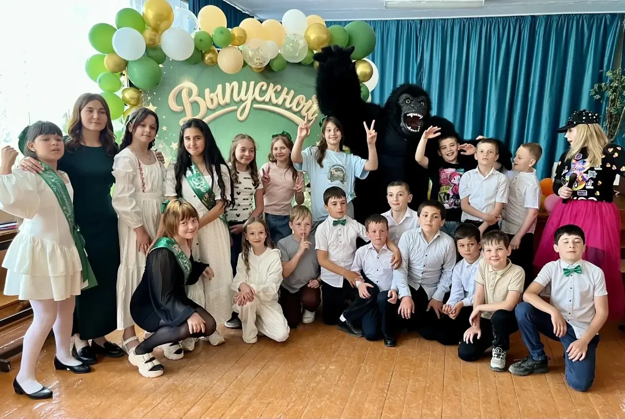 🎉 28 мая в нашей школе прошёл выпускной 4 «А» класса — «Прощание с начальной школой»!