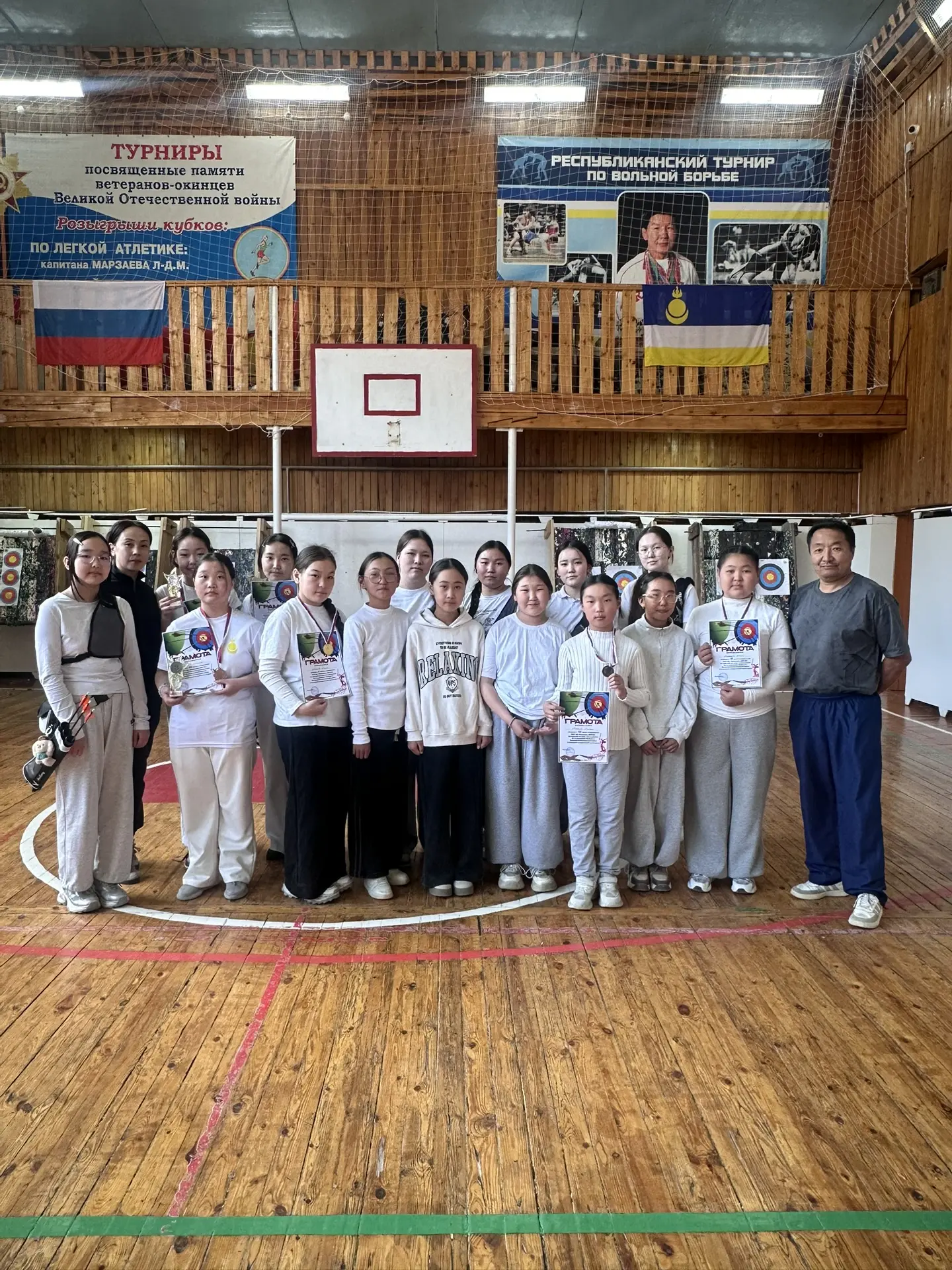 🏆 Сегодня в Окинской ДЮСШ прошло первенство по стрельбе из лука! 🏹

В младшей возрастной категории