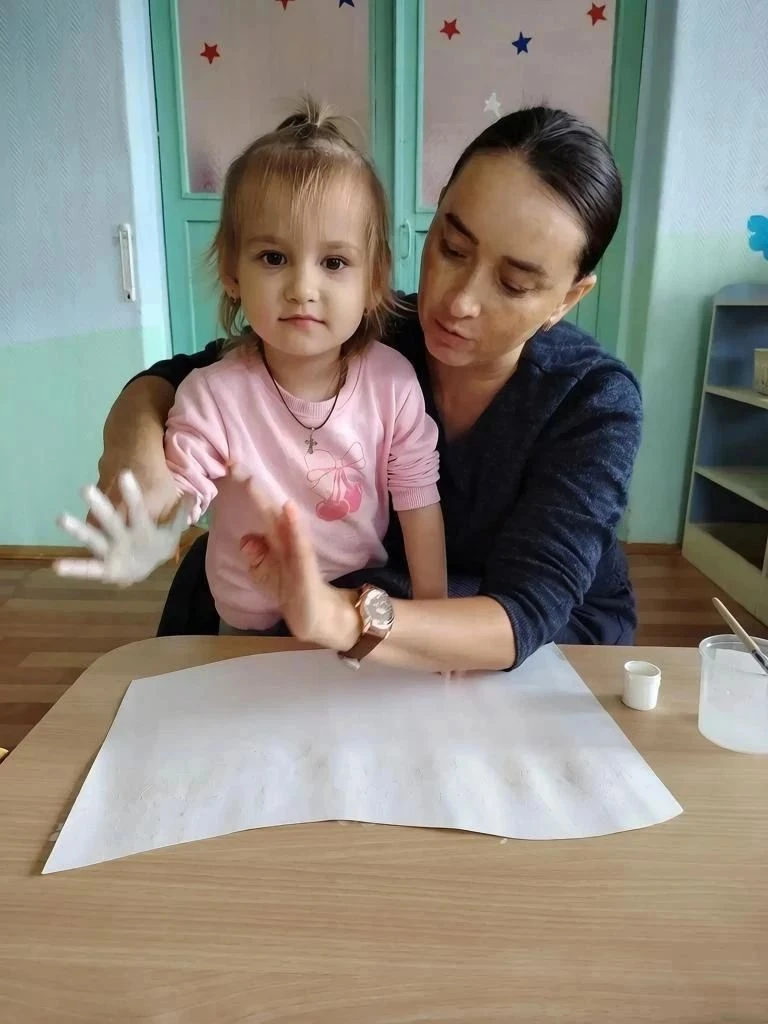 В нашей первой группе раннего возраста «Колокольчик» сегодня было особенно творчески и ...