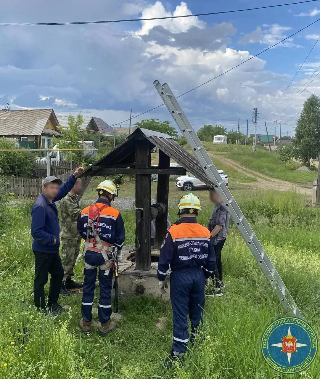 😰 Пропавшего жителя Кыштыма нашли погибшим в колодце

Мужчина исчез 11 июня, после чего родственник