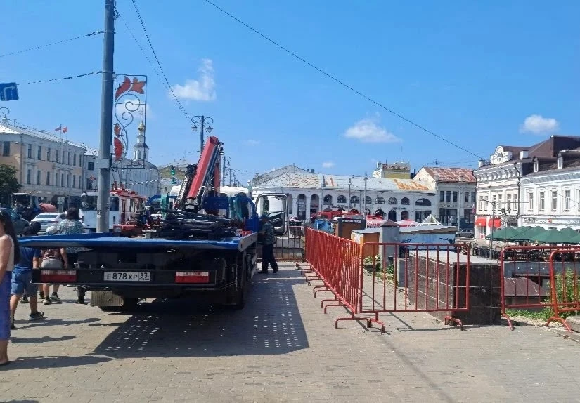 Во Владимире в понедельник начнется ремонт путепровода 850-летия города.

Сотрудники ЦУГД уже начали