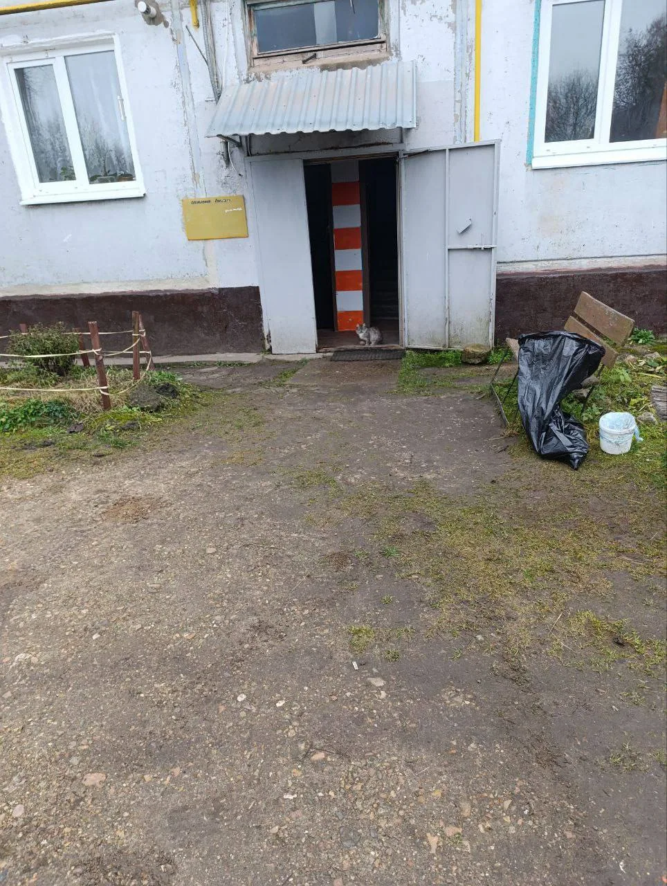 #Уборка

Пока позволяет погода и улицы не укутаны снегом, специалисты МБУ «СЖО» продолжают уборку пр