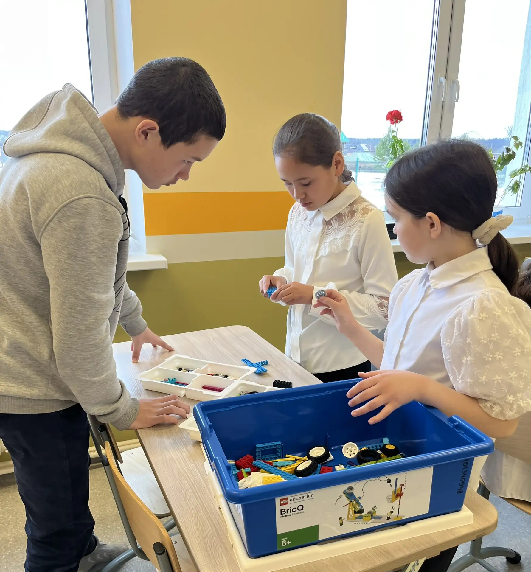 «Канабековская ООШ» «Космический талисман» #ПутьВКосмос,#ДвижениеПервых,#ДвижениеПервых59,#ДвижениеП