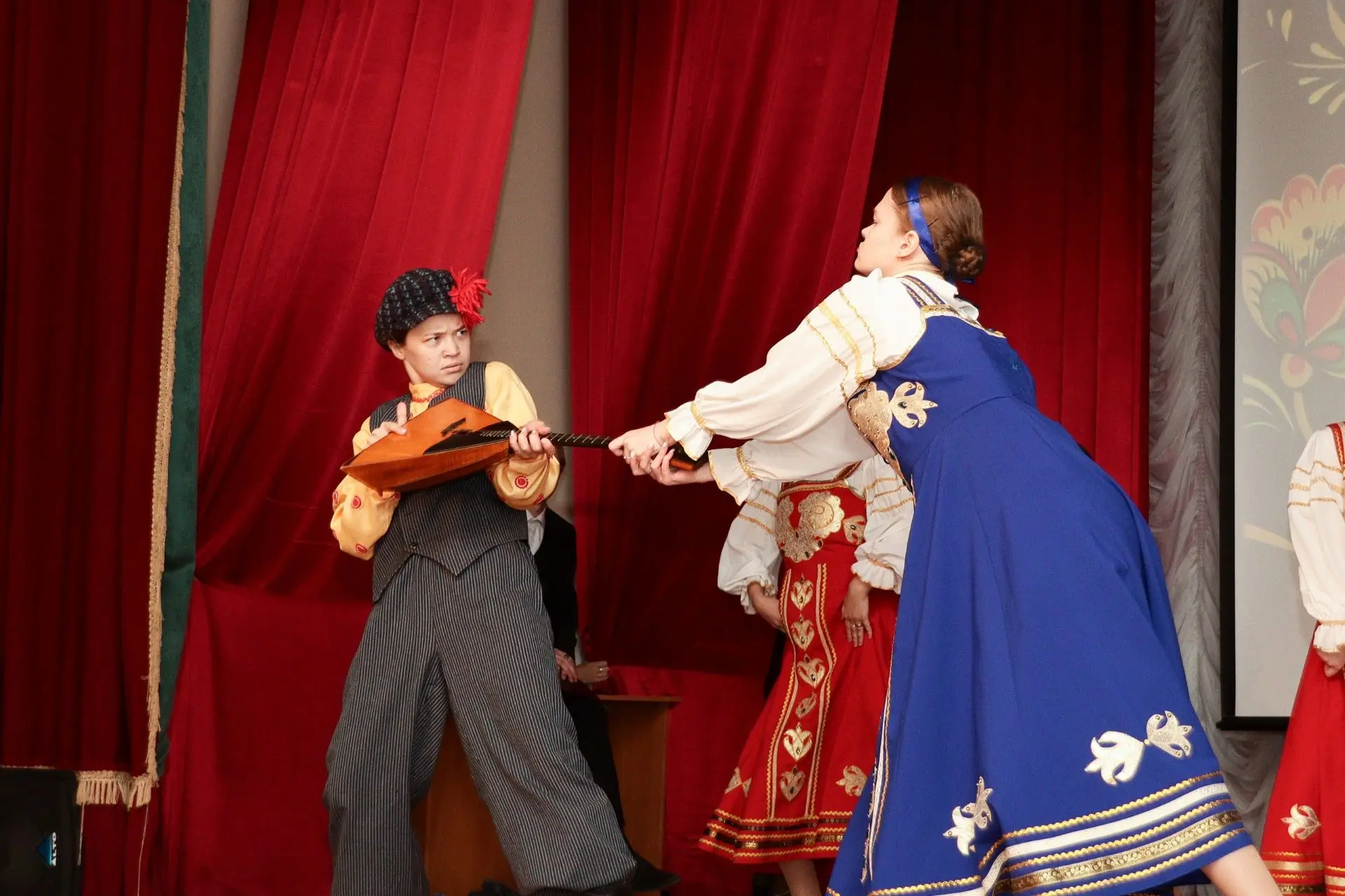 💃 ТВОЙ ПУТЬ В МИР ИСКУССТВА И ТАНЦА: Поступай в СМПК! 🎭✨

Мечтаешь связать свою жизнь с хореографи