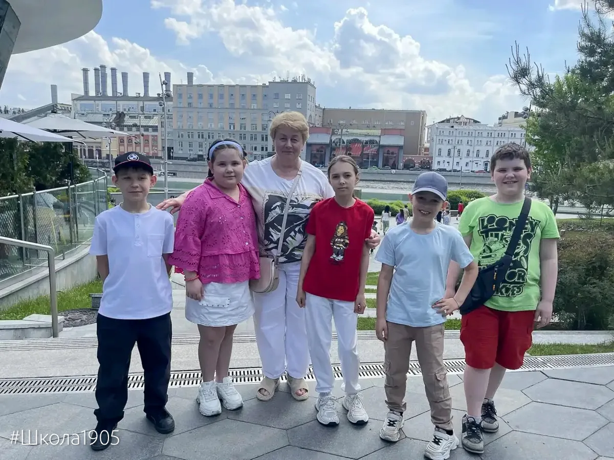 ✈️ Полёт над Москвой  Хотите насладиться красотой весенней Москвы — обязательно побывайте в «Зарядье
