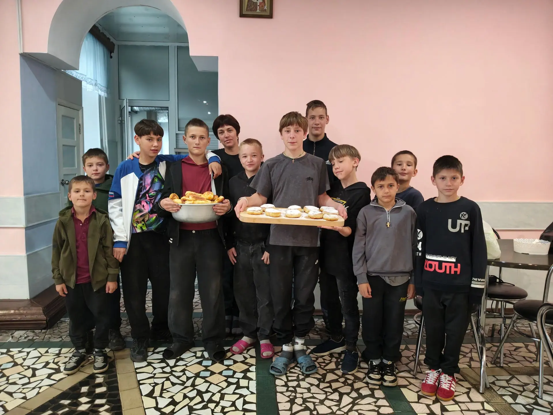 Сегодняшний день в нашем Центре прошёл под аромат свежей выпечки! Проходил настоящий ку...