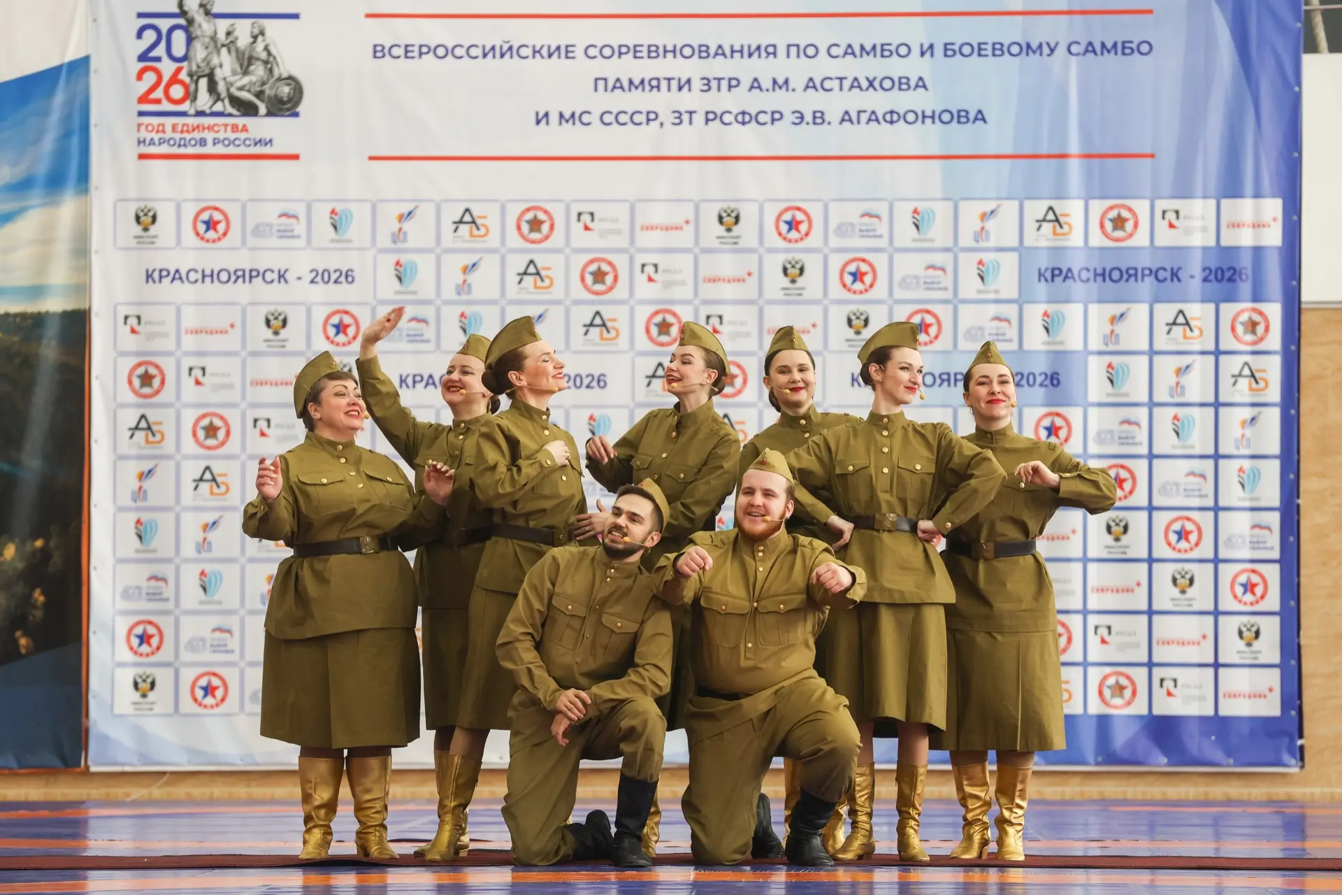 Всероссийский проект «Песни памяти на стадионах» продолжается!