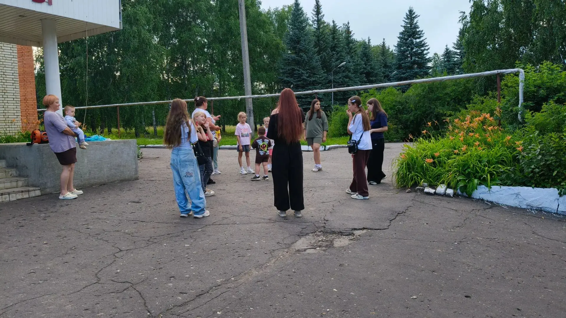 15 июля, в жаркий летний день наша площадка превратилась в настоящую музыкальную поляну! Музыкально 