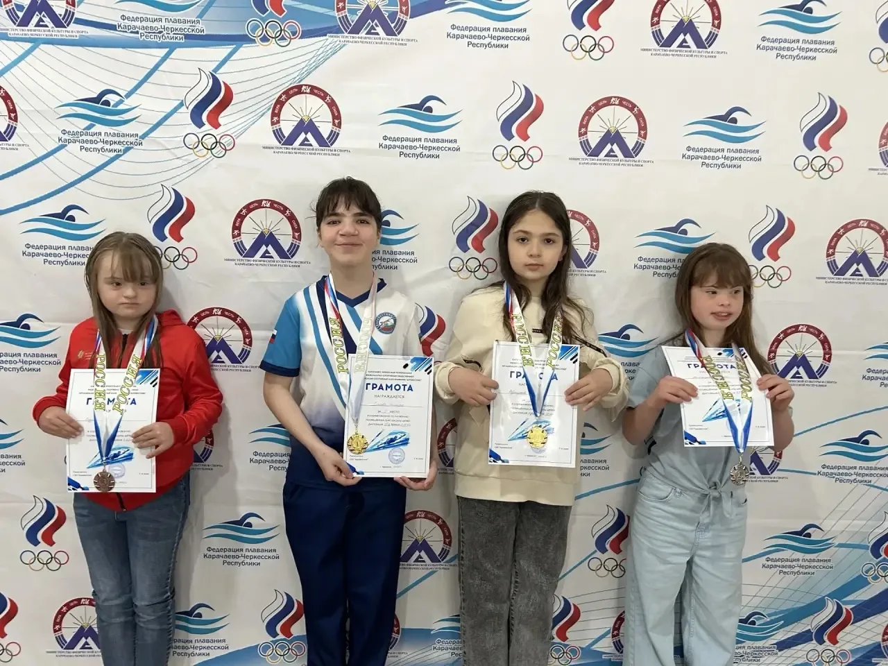 💪🏻Соревнования по плаванию, посвящённые «Дню защиты детей»  прошли в ДС «Юбилейный» 💪🏻