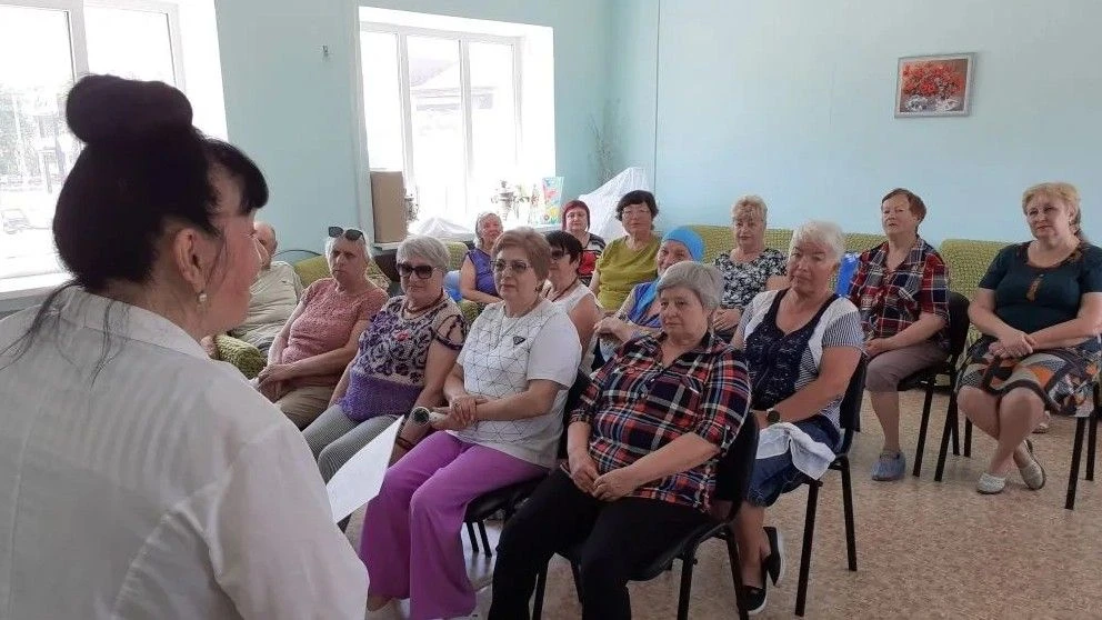 🔹Творчество серебряных волонтеров: "Я люблю тебя, Россия!"

В преддверии праздника Дня России для п