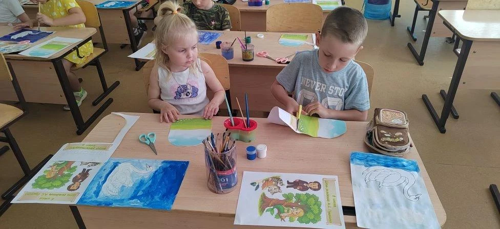 6 июня, в День русского языка и день рождения А. С. Пушкина, советник директора по воспитанию Екатер