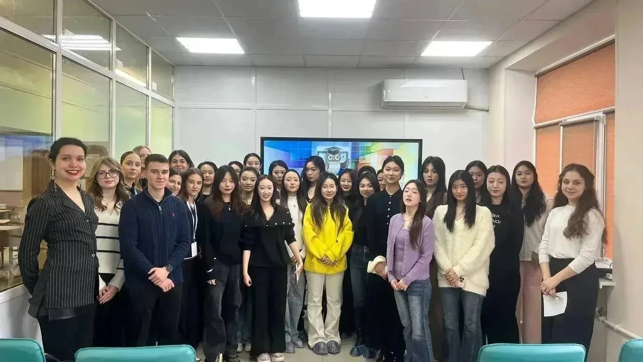 🏮Ассистенты-переводчики ВГСПУ — языковая практика в действии!