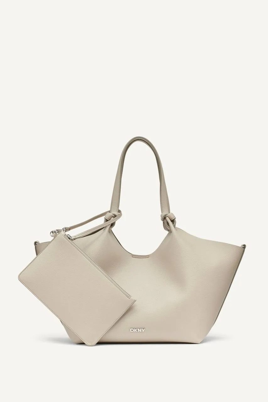 🔤🔤🔤 В НАЛИЧИИ, уже у нас в России

Сумка-трансформер DKNY 
PAULA MEDIUM COMMUTER TOTE

= 14 300 ₽