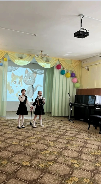 В Уметской детской школе искусств состоялся великолепный отчетный концерт вокального от...