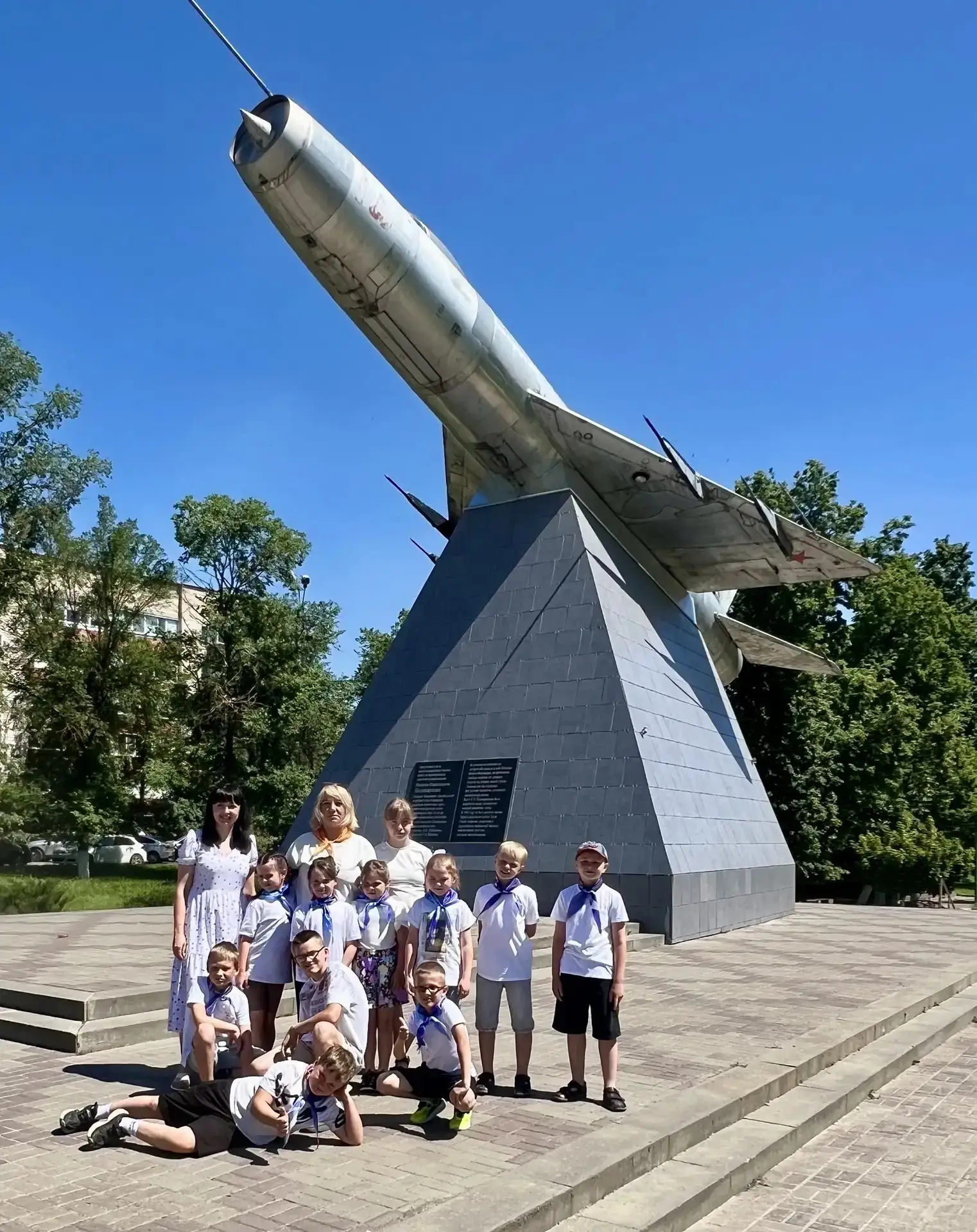💫 Одиннадцатый день в нашем лагере - День науки и технологий. Он прошёл ярко и познавательно! Утро 