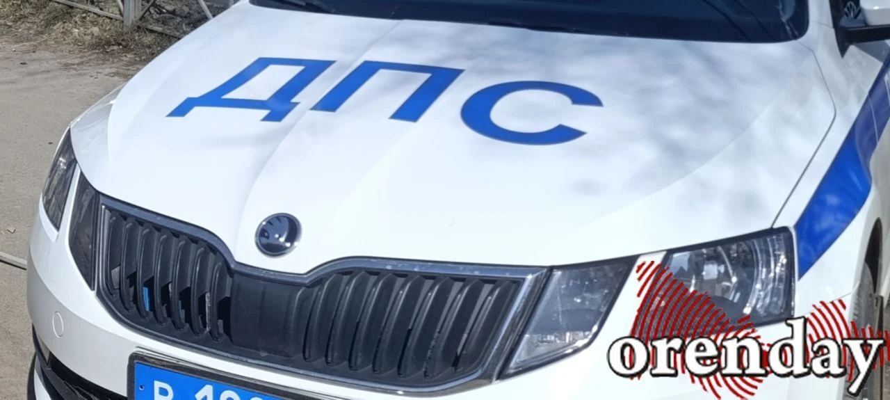 В ОРЕНБУРЖЬЕ АВТОМОБИЛЬ ВЫЛЕТЕЛ В КЮВЕТ И ПЕРЕВЕРНУЛСЯ: ПОГИБ ПОДРОСТОК (18+)