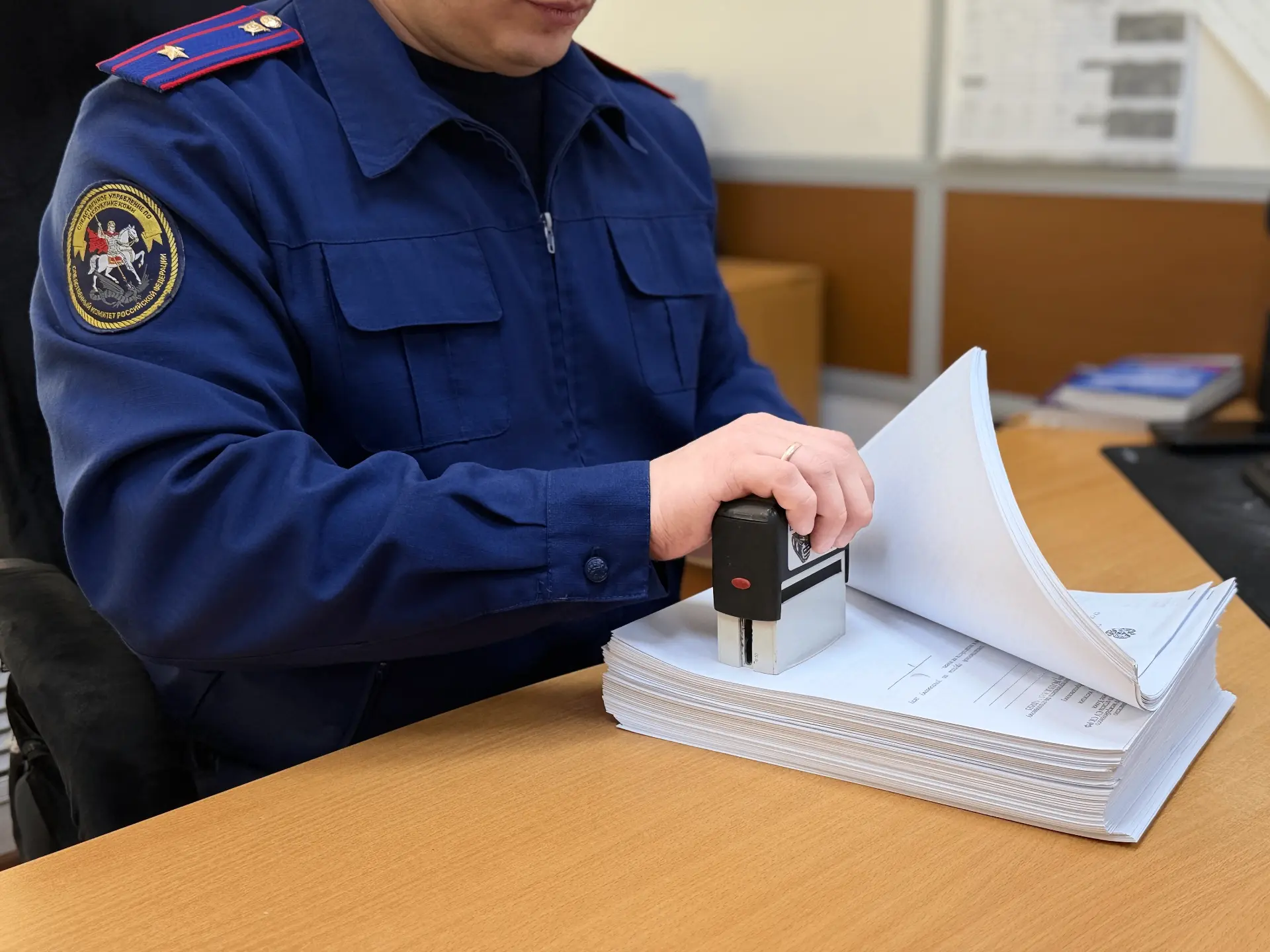Жительница Усинска обвиняется в совершении особо тяжкого преступления в отношении знакомого
 
Следст