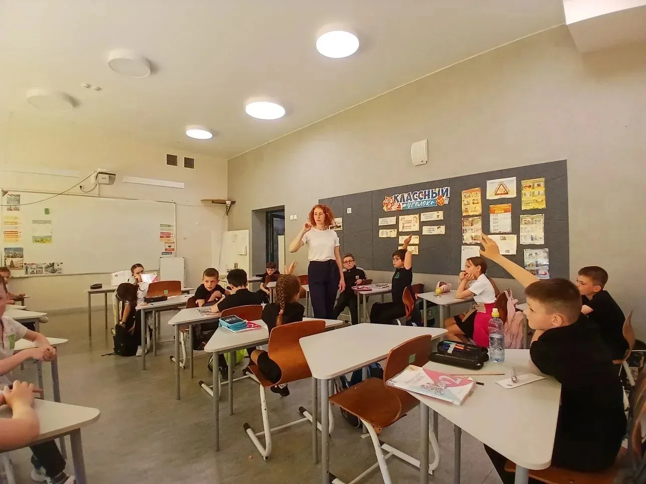 Встреча с представителями поисково‑спасательного отряда «ЛизаАлерт»   Во 2 «А» классе прошла встреча