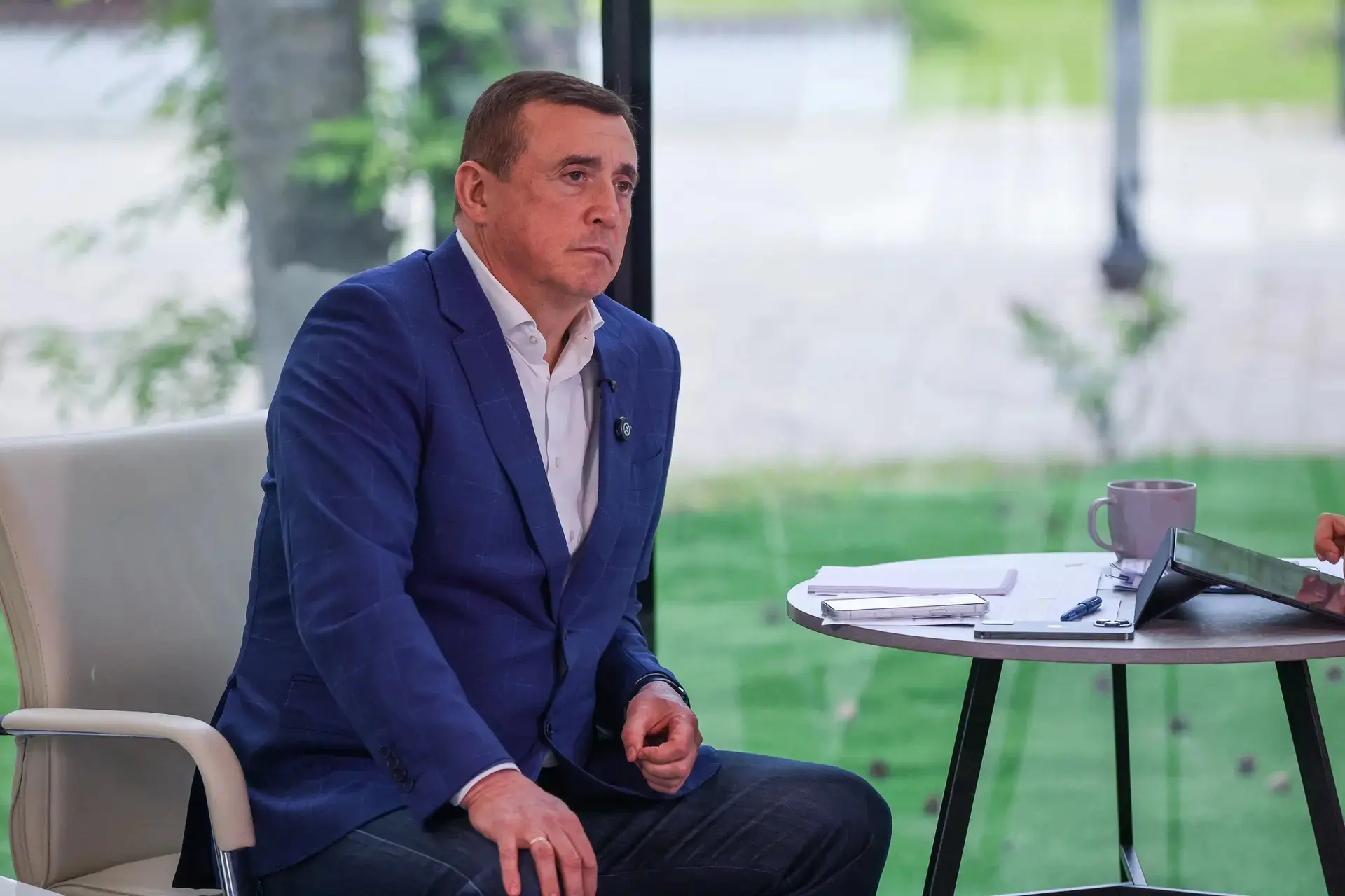 Людей волнует, когда на Сахалине появится свой завод по производству топлива. Работаем ...