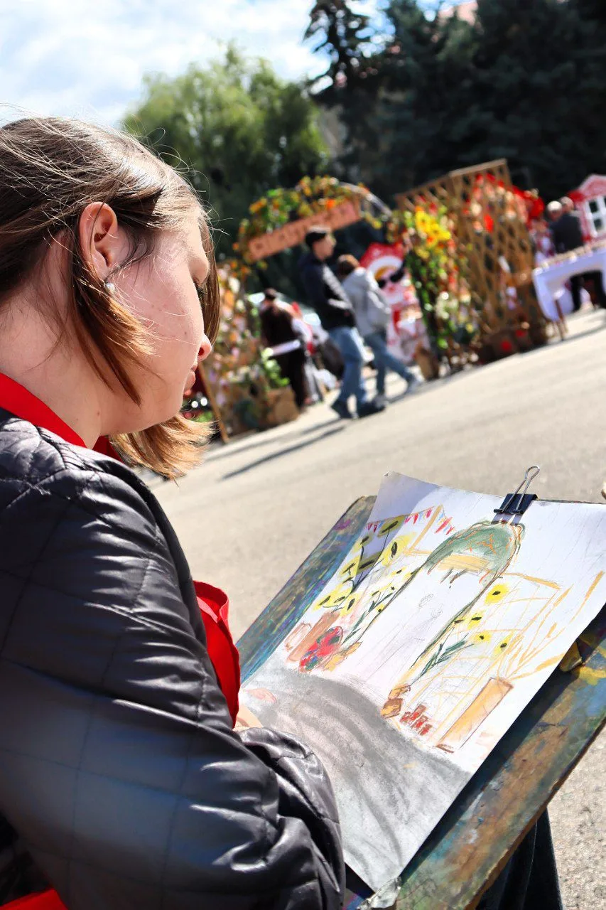 Подворье станицы Советской на холстах юных мастеров 🎨🖌️
