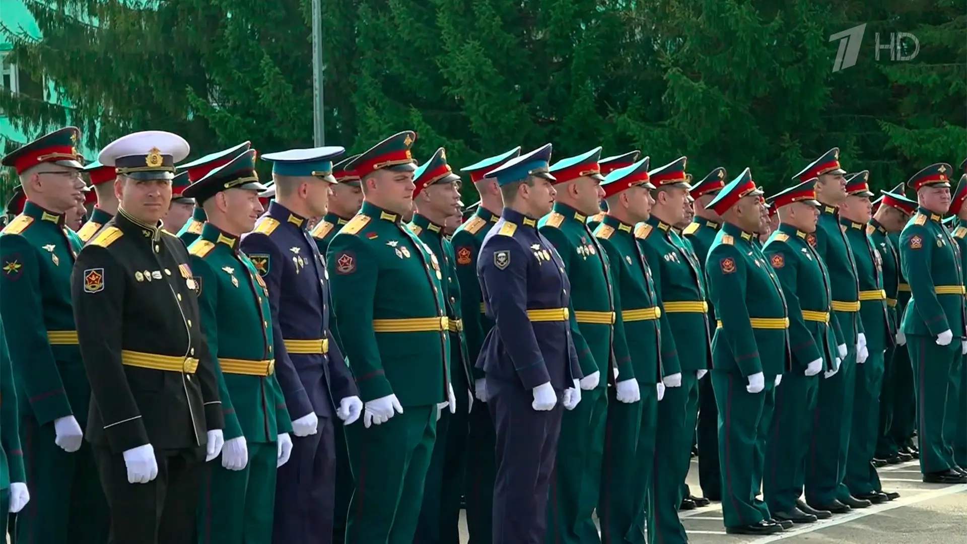 В подмосковном Наро-Фоминске чествуют участников спецоперации, которые получили первые ...